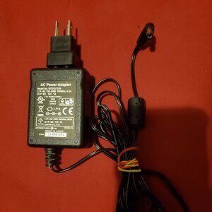 UIT312-1210 AC POWER ADAPTER  E227892 YL-1214 SUPPLY